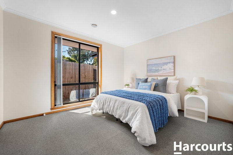 Photo - 2B Hooker Road, Werribee VIC 3030 - Image 10
