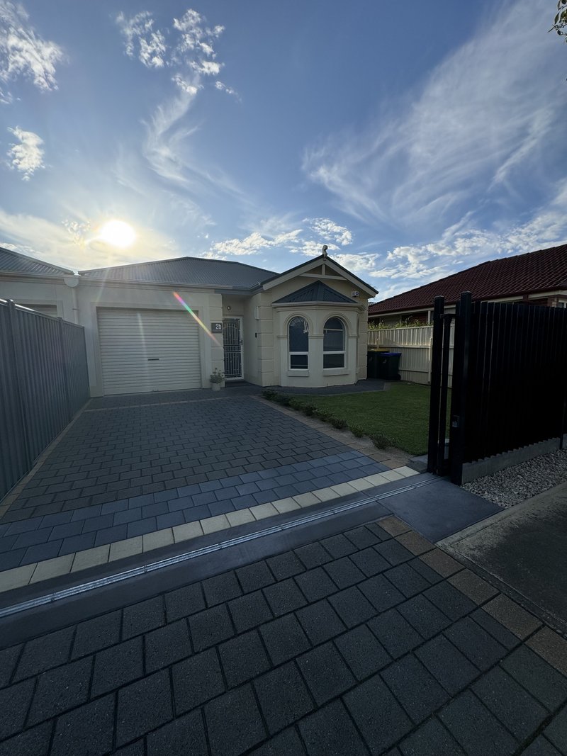 Photo - 2B Kingborn Avenue, Seaton SA 5023 - Image 2