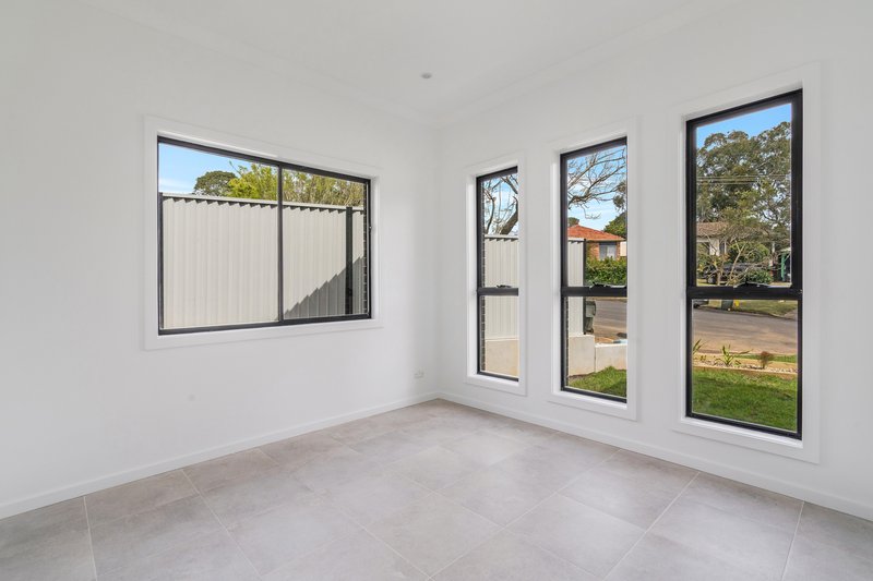 Photo - 2b Lachlan Place, Campbelltown NSW 2560 - Image 7