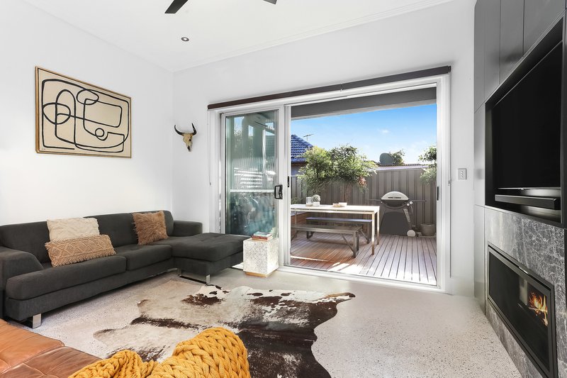 Photo - 2B Loftus Street, Dulwich Hill NSW 2203 - Image 2