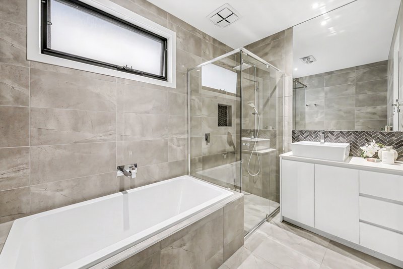 Photo - 2B Marcus Road, Dingley Village VIC 3172 - Image 8