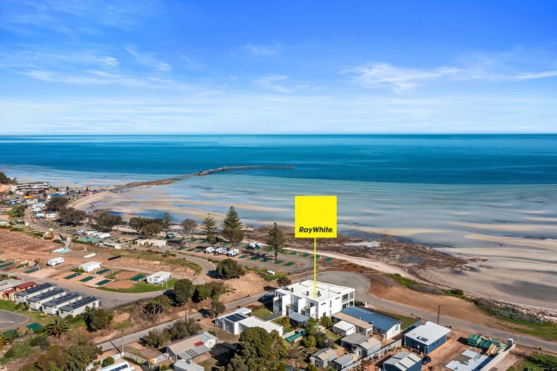 Photo - 2B Marine Parade, Moonta Bay SA 5558 - Image 3