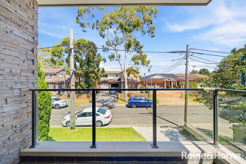 Photo - 2B Meakin Crescent, Chester Hill NSW 2162 - Image 11