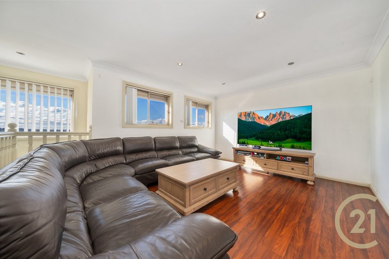 Photo - 2B Morison Drive, Lurnea NSW 2170 - Image 3