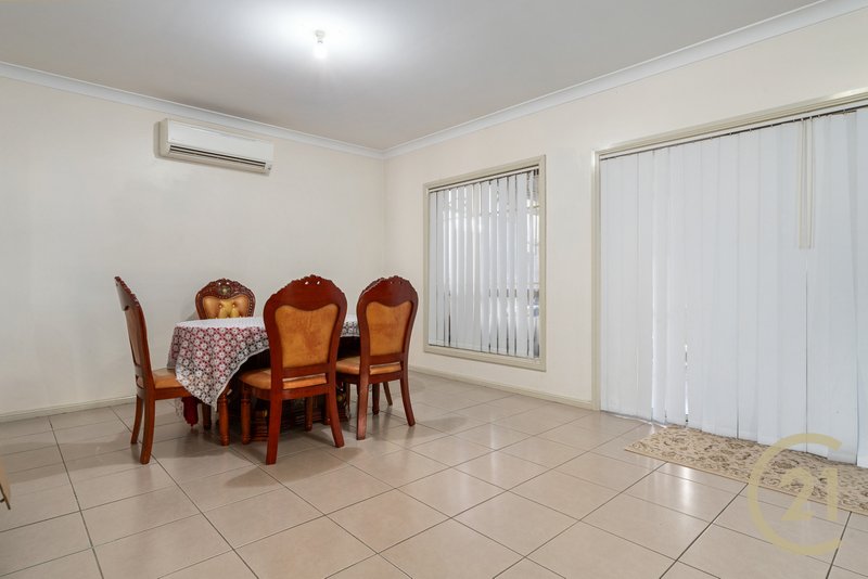 Photo - 2B Morison Drive, Lurnea NSW 2170 - Image 5