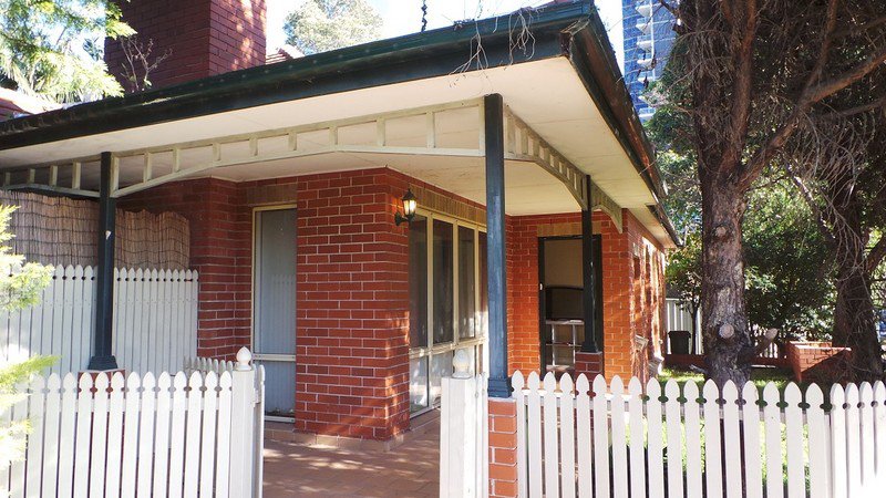 Photo - 2B Myrtle Street, Kensington NSW 2033 - Image 2