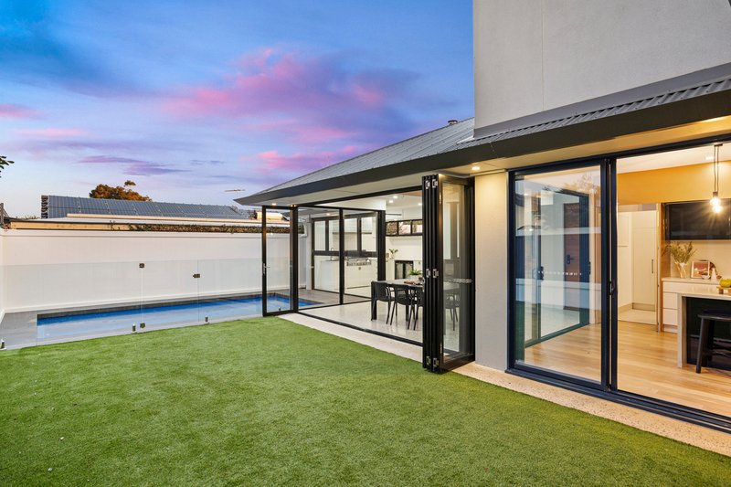 Photo - 2B St Andrews Way, West Lakes SA 5021 - Image 31