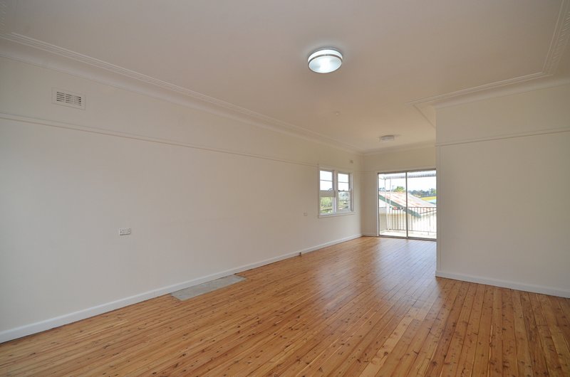 Photo - 2B Stapleton Street, Wentworthville NSW 2145 - Image 2