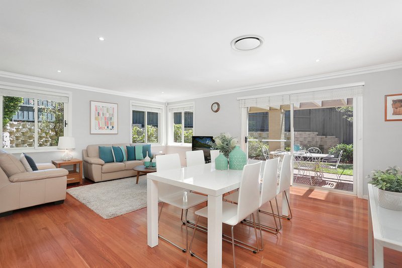 Photo - 2B Victoria Avenue, Willoughby NSW 2068 - Image 4