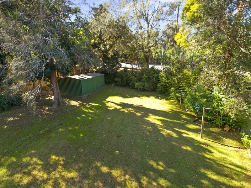 Photo - 2b Warriewood Road, Warriewood NSW 2102 - Image 6