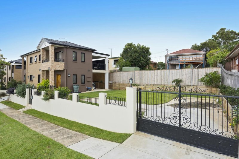 Photo - 2B Willandra Street, Ryde NSW 2112 - Image 8