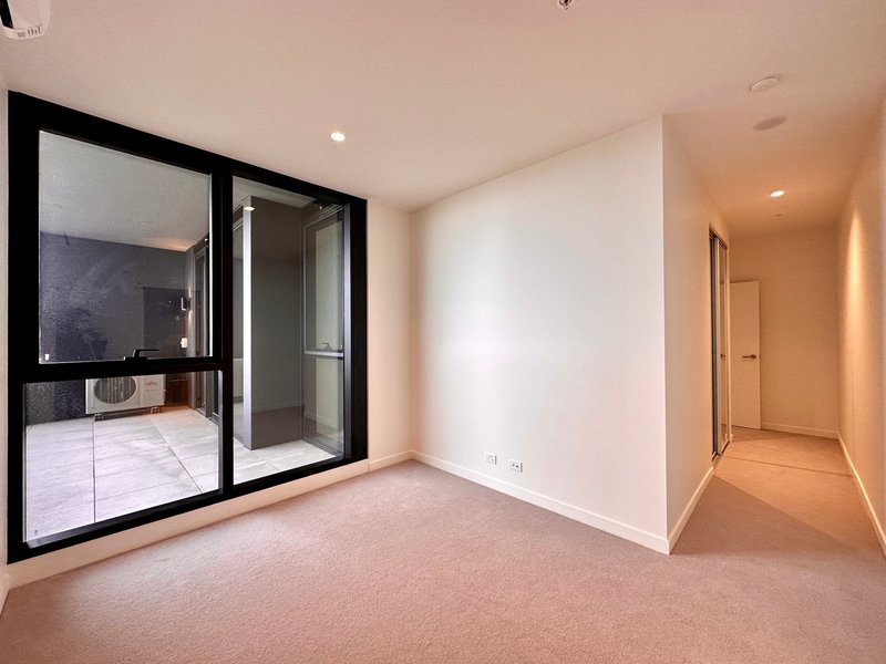 Photo - 2B2B/259 Normanby Road, Southbank VIC 3006 - Image 8