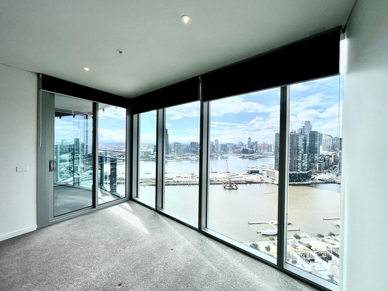 Photo - 2B/81 South Wharf Drive, Docklands VIC 3008 - Image 3