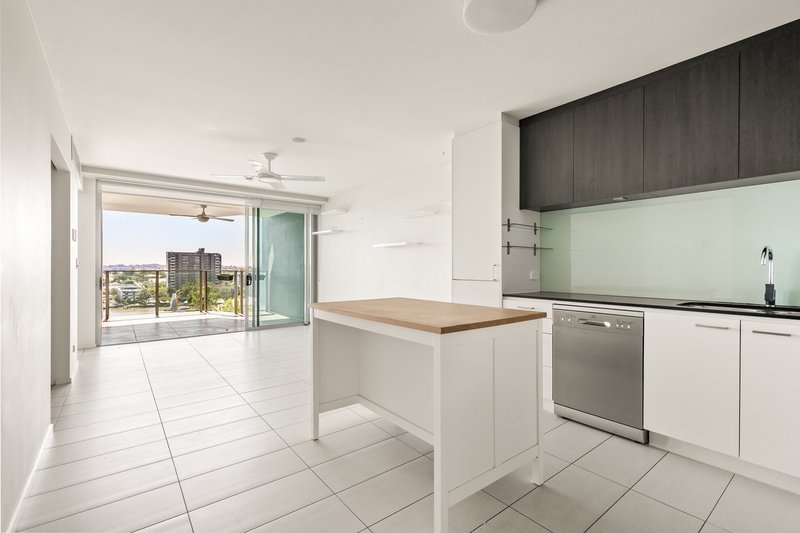 Photo - 2BR/18 Thorn Street, Kangaroo Point QLD 4169 - Image 4