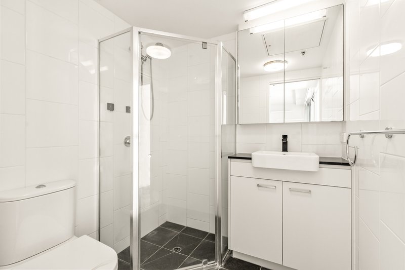 Photo - 2BR/18 Thorn Street, Kangaroo Point QLD 4169 - Image 9