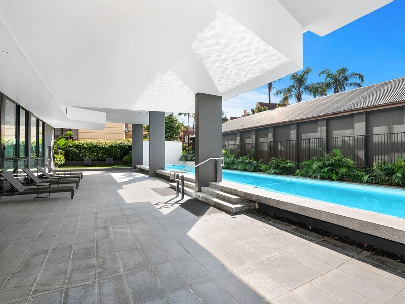 Photo - 2BR/18 Thorn Street, Kangaroo Point QLD 4169 - Image 13
