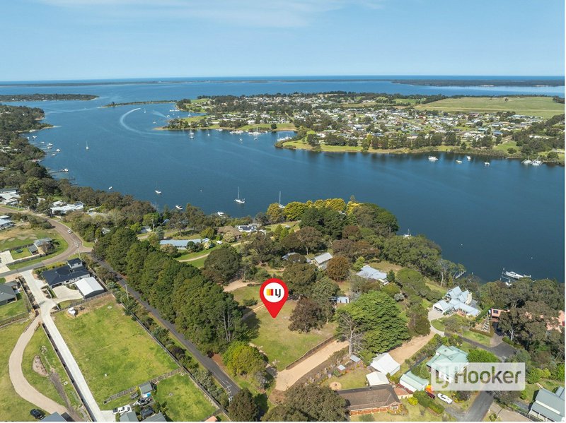 2C Backwater Court, Paynesville VIC 3880