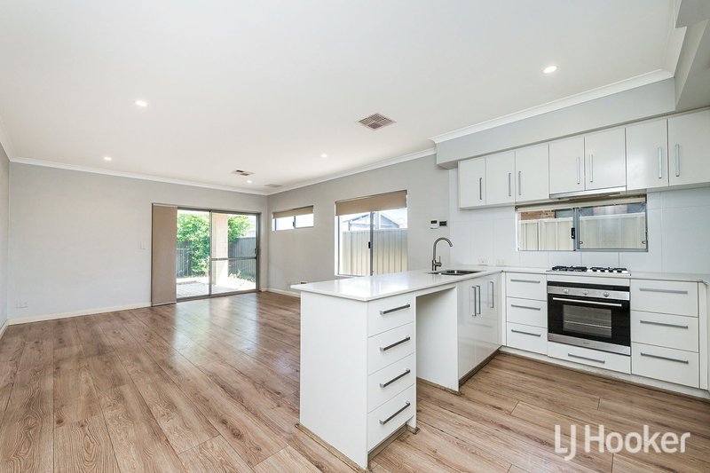 Photo - 2C Berehaven Avenue, Thornlie WA 6108 - Image 5