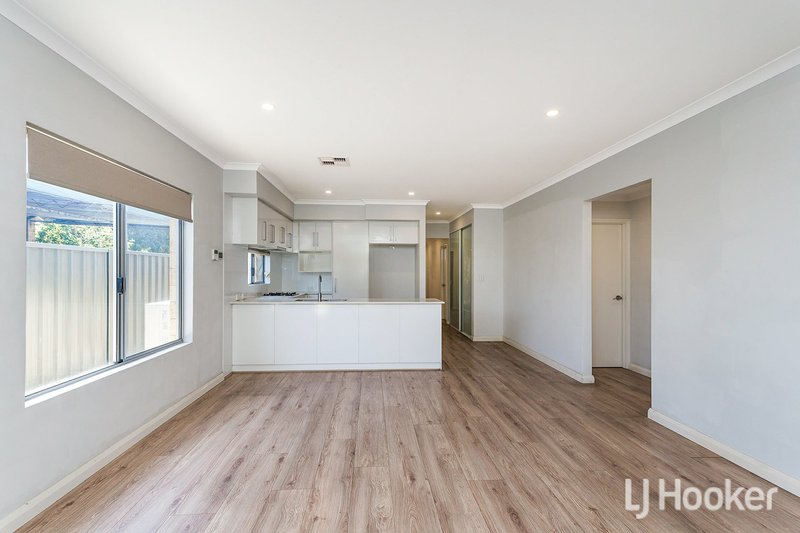 Photo - 2C Berehaven Avenue, Thornlie WA 6108 - Image 9