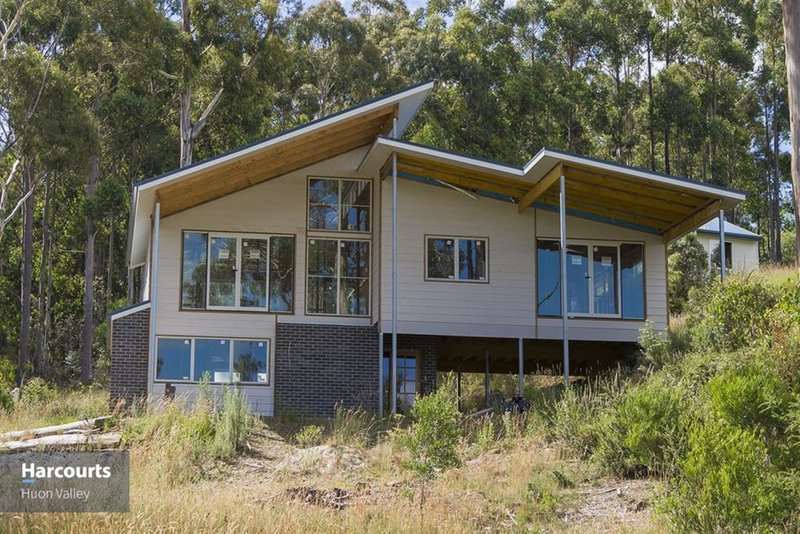 2C Crooke Street, Port Huon TAS 7116