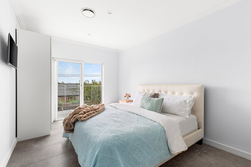 Photo - 2C Kitchener Avenue, Earlwood NSW 2206 - Image 10