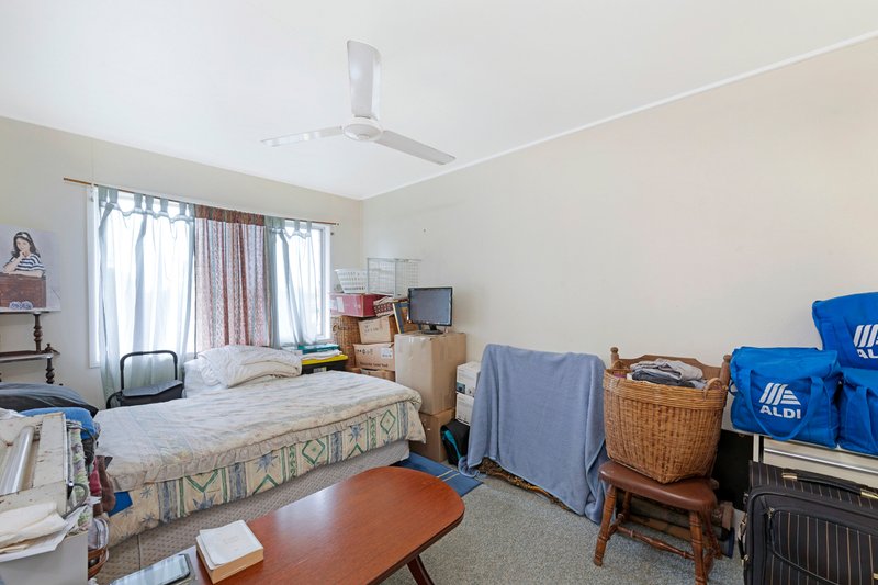 Photo - 2C Palmer Street, Millbank QLD 4670 - Image 13