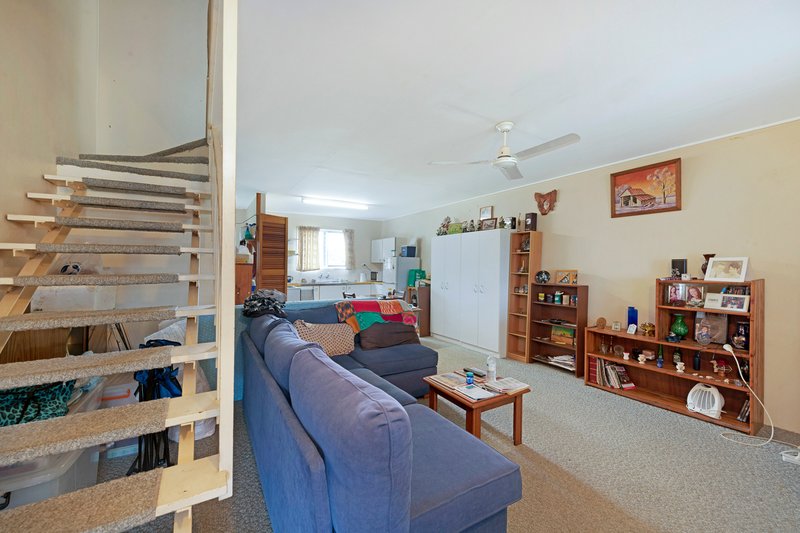 Photo - 2C Palmer Street, Millbank QLD 4670 - Image 16