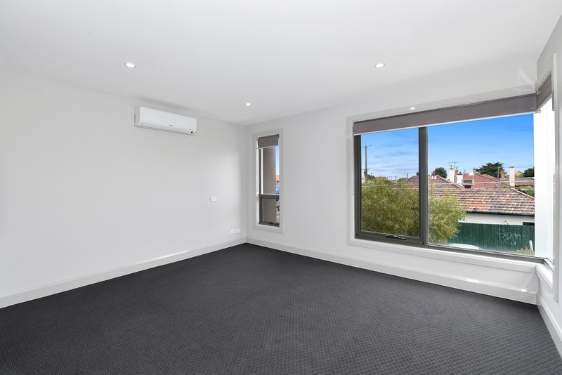 Photo - 2C Queen Street, Coburg VIC 3058 - Image 5