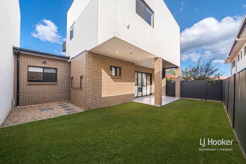 Photo - 2c Sixth Avenue, Condell Park NSW 2200 - Image 8