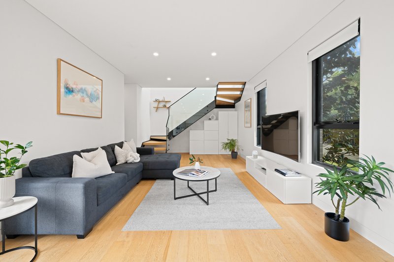 Photo - 2C Tyler Crescent, Abbotsford NSW 2046 - Image 2