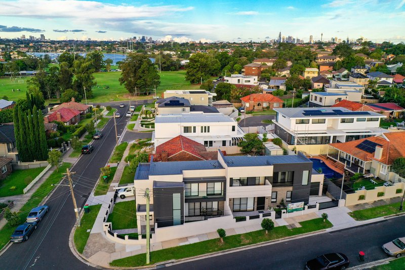 Photo - 2C Tyler Crescent, Abbotsford NSW 2046 - Image 8