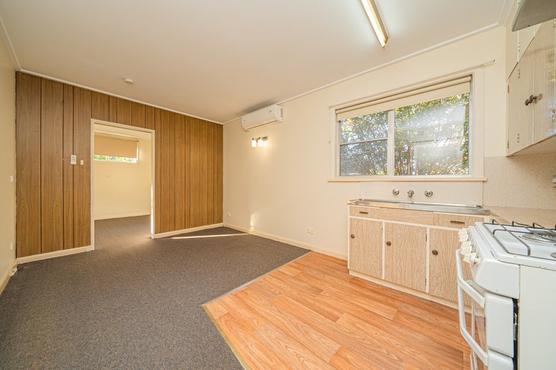 Photo - 2C Tyne Street, Box Hill North VIC 3129 - Image 9