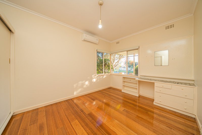 Photo - 2C Tyne Street, Box Hill North VIC 3129 - Image 11