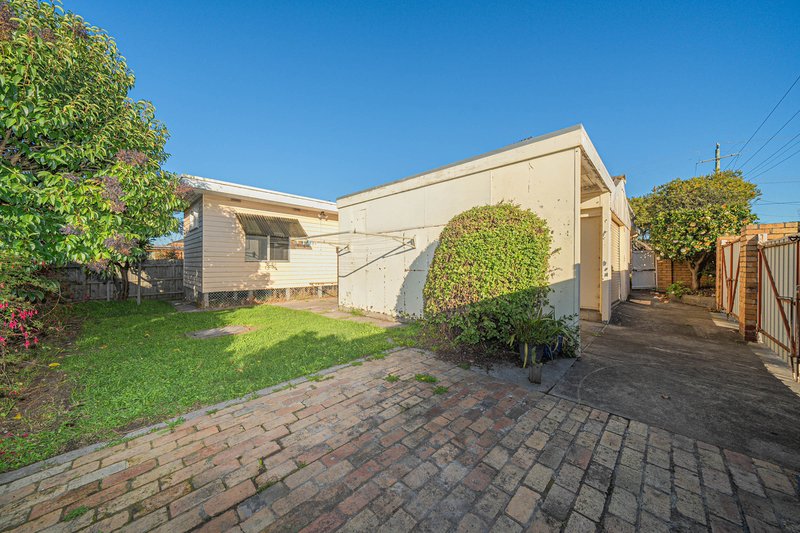 Photo - 2C Tyne Street, Box Hill North VIC 3129 - Image 12