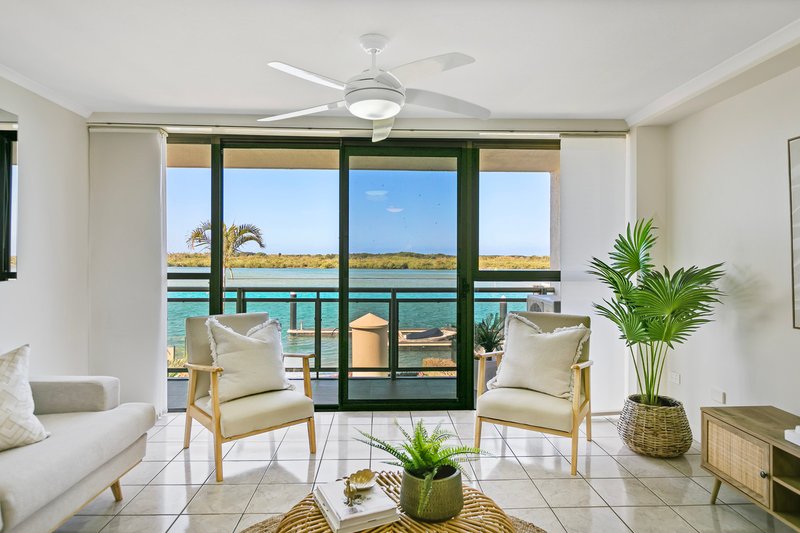 Photo - 2c/120-122 Duporth Avenue, Maroochydore QLD 4558 - Image 4