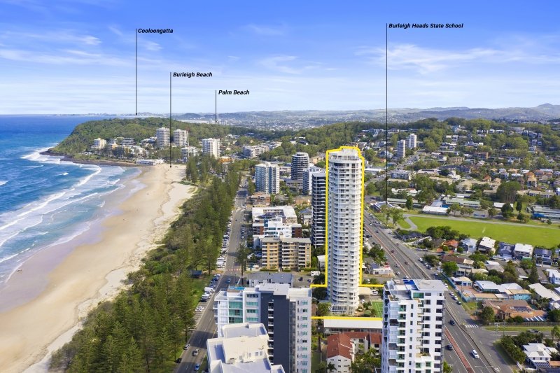 Photo - 2C/3 Second Avenue, Burleigh Heads QLD 4220 - Image 10