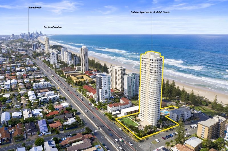 Photo - 2C/3 Second Avenue, Burleigh Heads QLD 4220 - Image 15