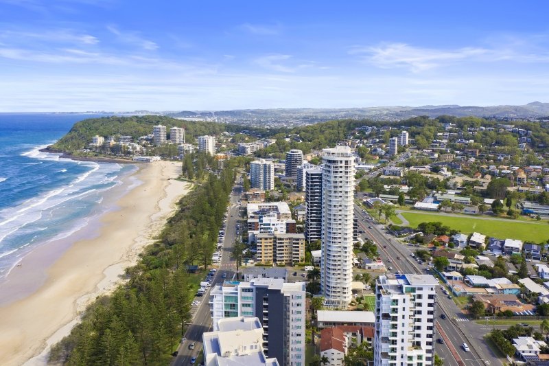 Photo - 2C/3 Second Avenue, Burleigh Heads QLD 4220 - Image 23