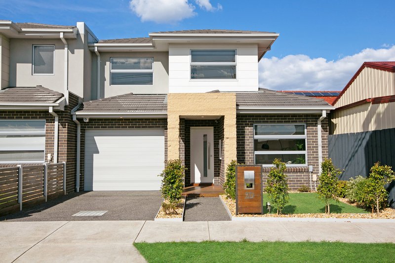 2D Invermay Street, Reservoir VIC 3073