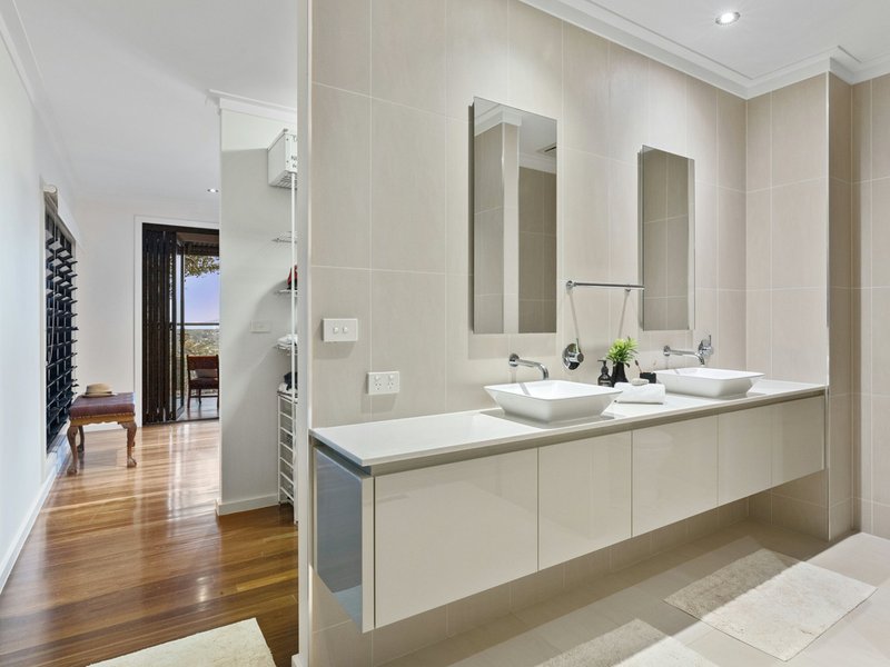 Photo - 2D Trundle Terrace, Whitfield QLD 4870 - Image 12