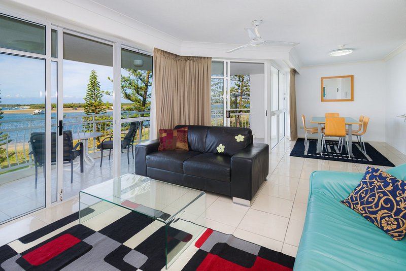 Photo - 2E/510 Marine Parade, Biggera Waters QLD 4216 - Image 2