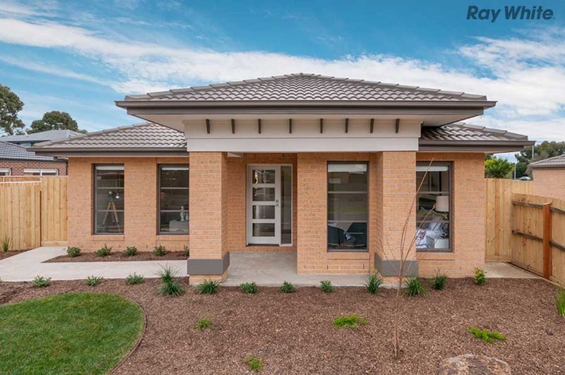 2F Apollo Road, Taylors Lakes VIC 3038