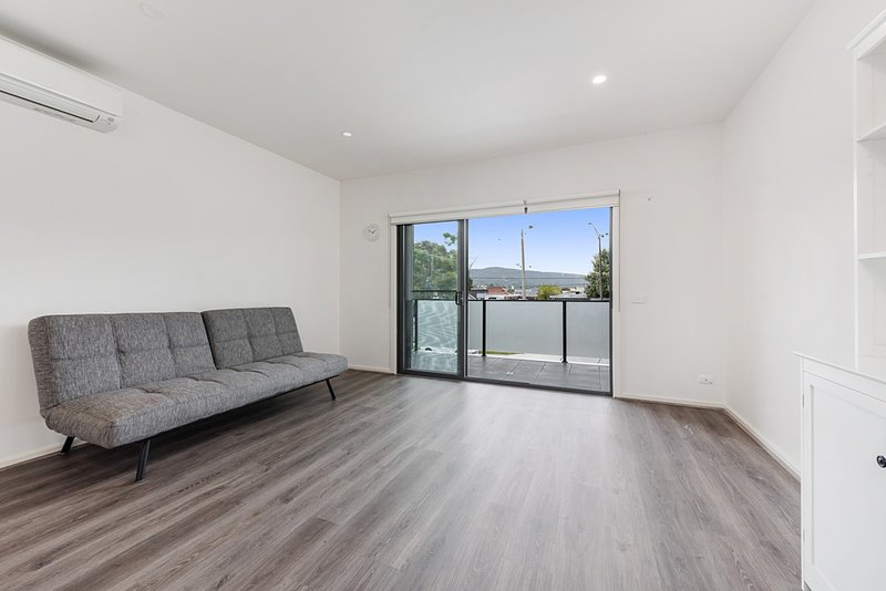 Photo - 2G James Street, Bayswater VIC 3153 - Image 3