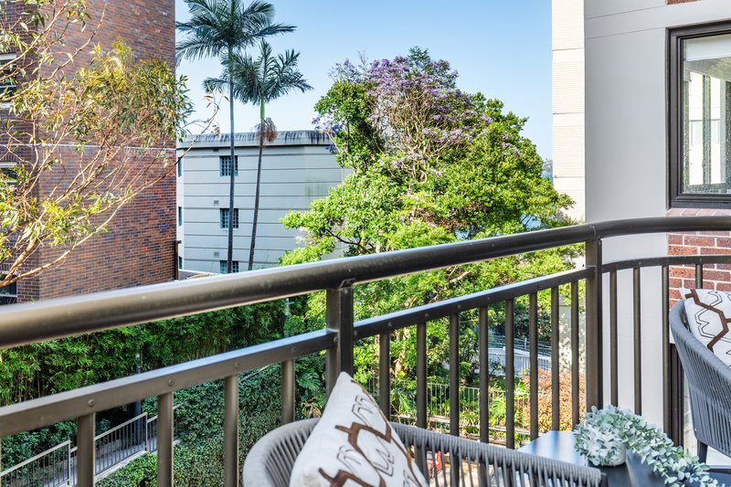 Photo - 2G/6 Macleay Street, Potts Point NSW 2011 - Image 2