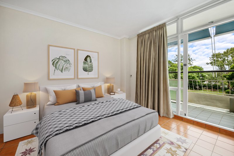 Photo - 2J/182 Dornoch Terrace, Highgate Hill QLD 4101 - Image 2