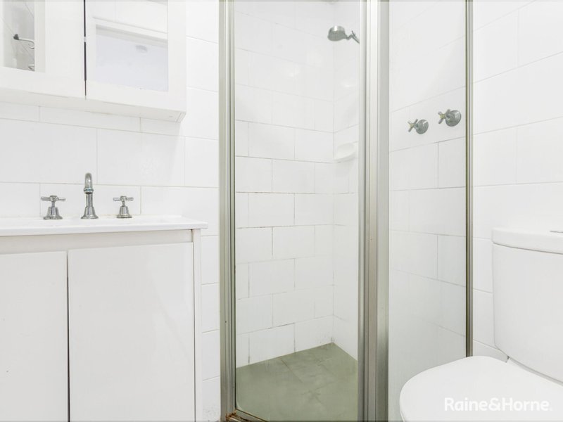 Photo - 2K/15 Campbell Street, Parramatta NSW 2150 - Image 6