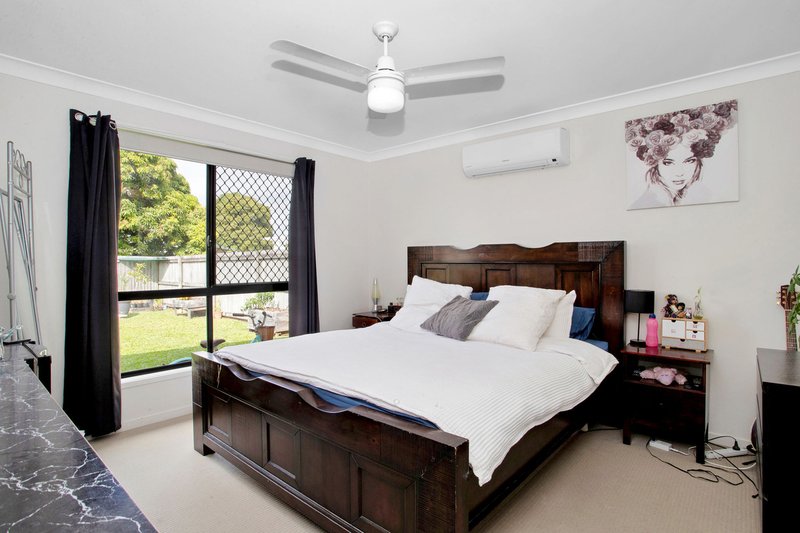 Photo - 2M Mansfield Drive, Beaconsfield QLD 4740 - Image 6