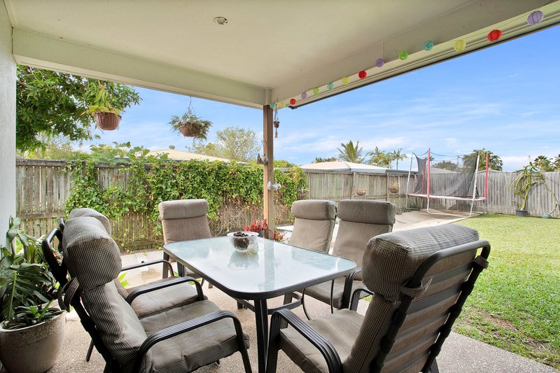 Photo - 2M Mansfield Drive, Beaconsfield QLD 4740 - Image 8