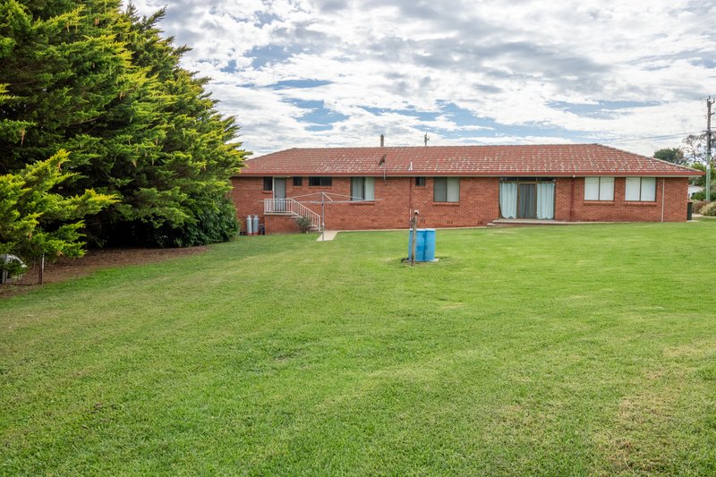 Photo - 2s Towers Street, Walcha NSW 2354 - Image 11