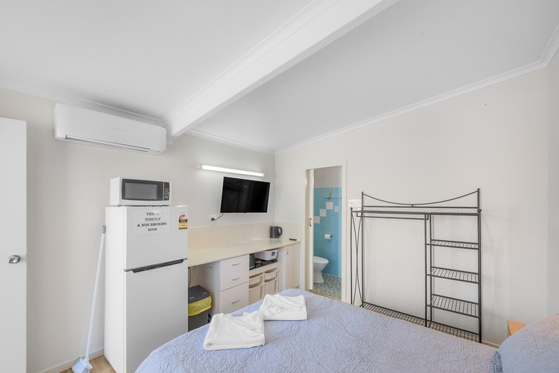 Photo - 3-10/84 Toolooa Street, South Gladstone QLD 4680 - Image 8